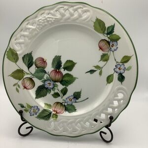 Brunelli Italy Reticulated Floral Dinner Plate